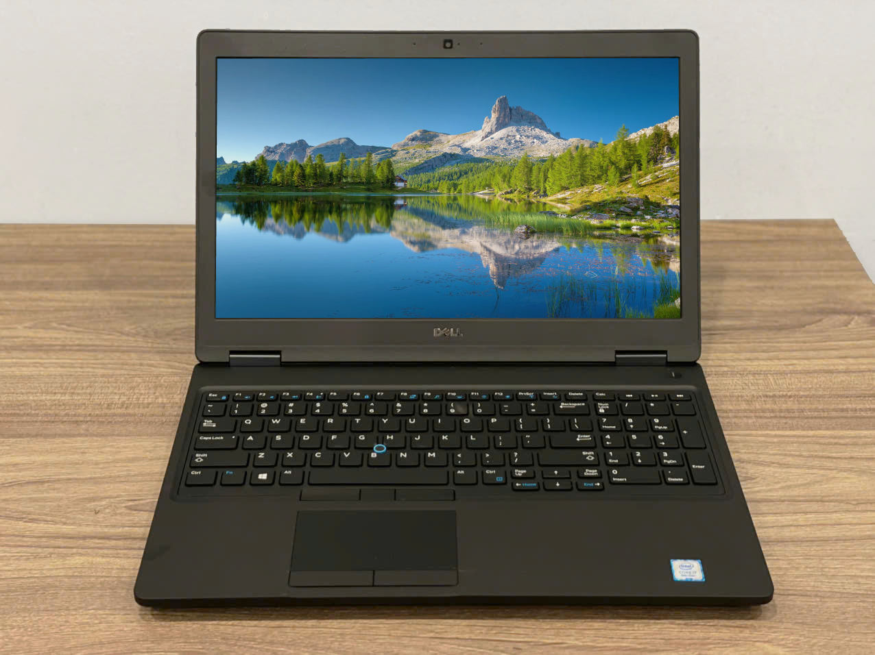 Laptop Dell Precision 3530 - 15.6" FHD / i7-8750H / 16GB / 256GB / QUADRO P600 (2nd)